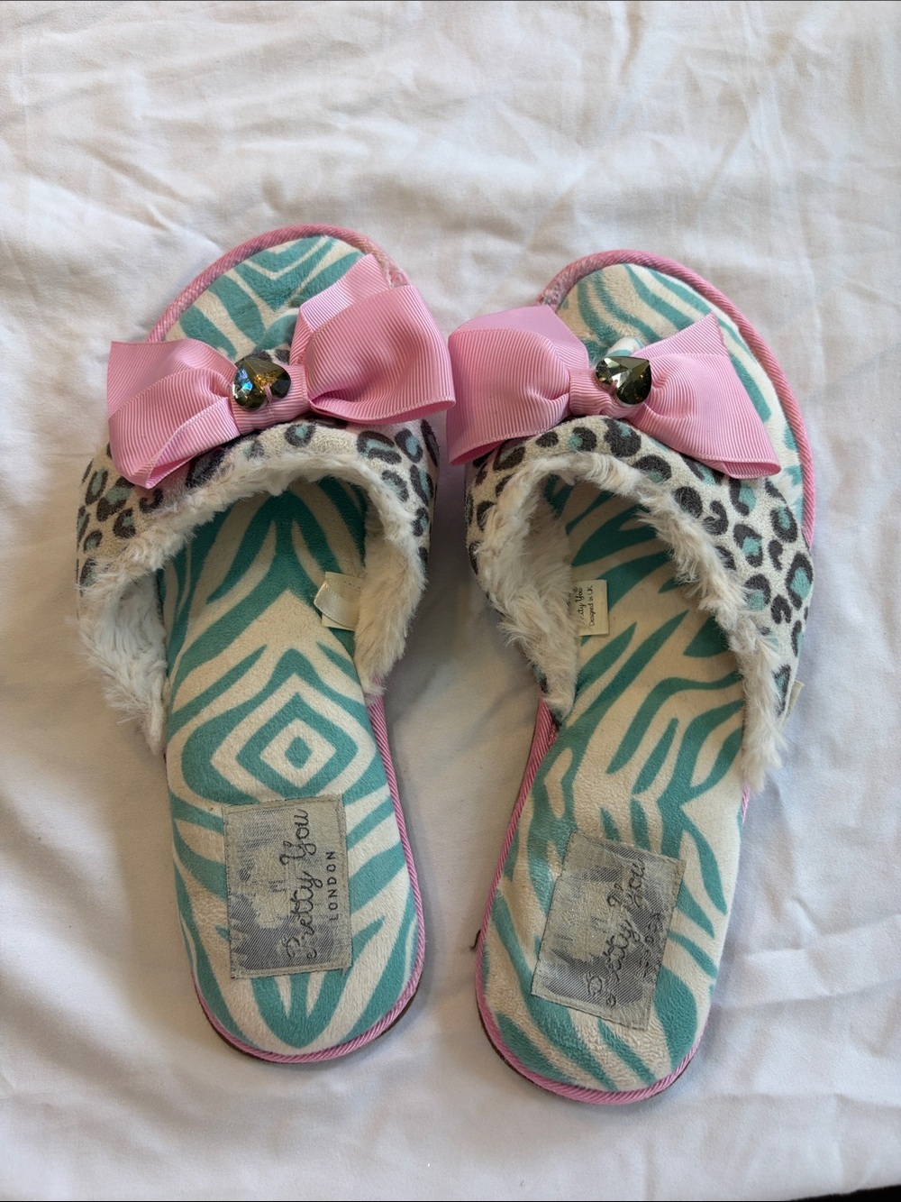 Pretty You London Faux-Fur Leopard Print Pink Bow Slide Slippers - Picture 6 of 7
